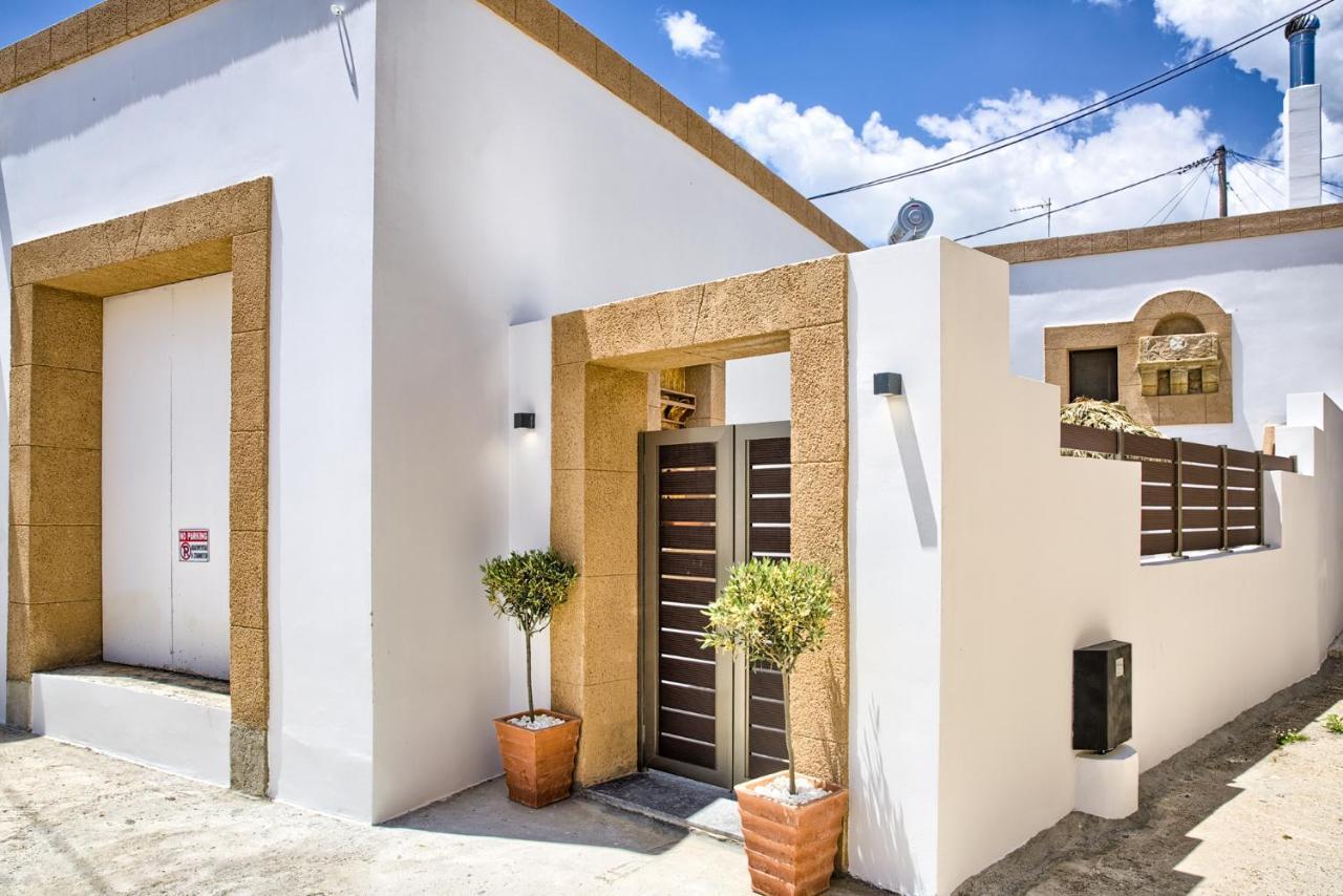 Stone Arch Villa Malona Village Bagian luar foto