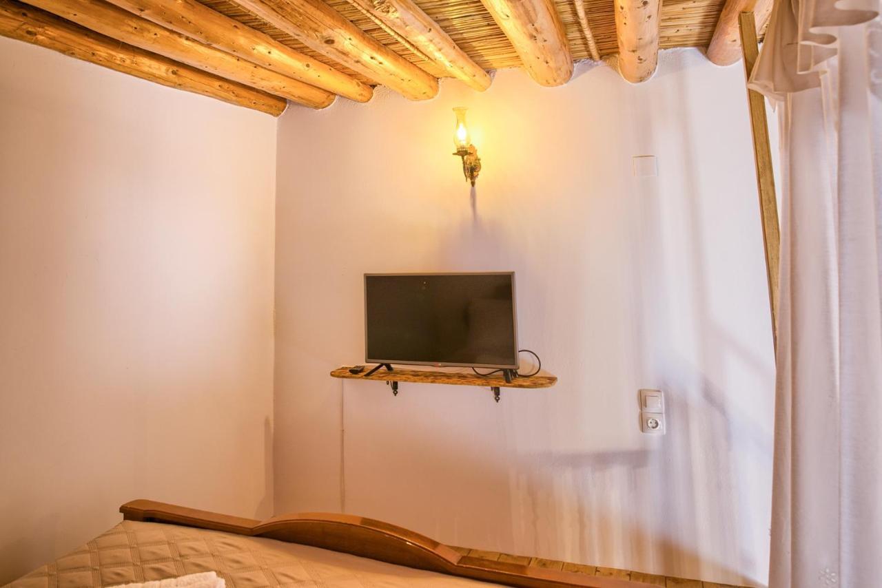 Stone Arch Villa Malona Village Bagian luar foto