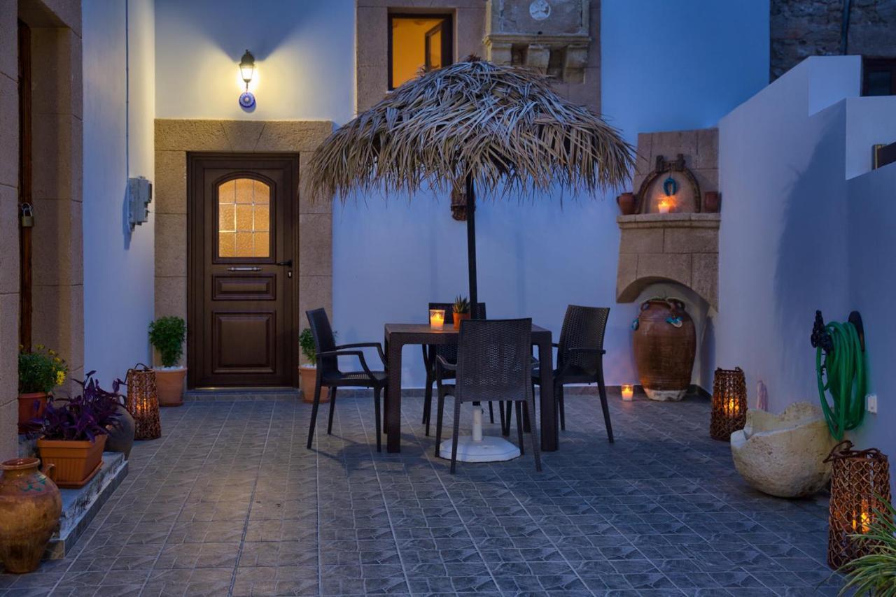 Stone Arch Villa Malona Village Bagian luar foto