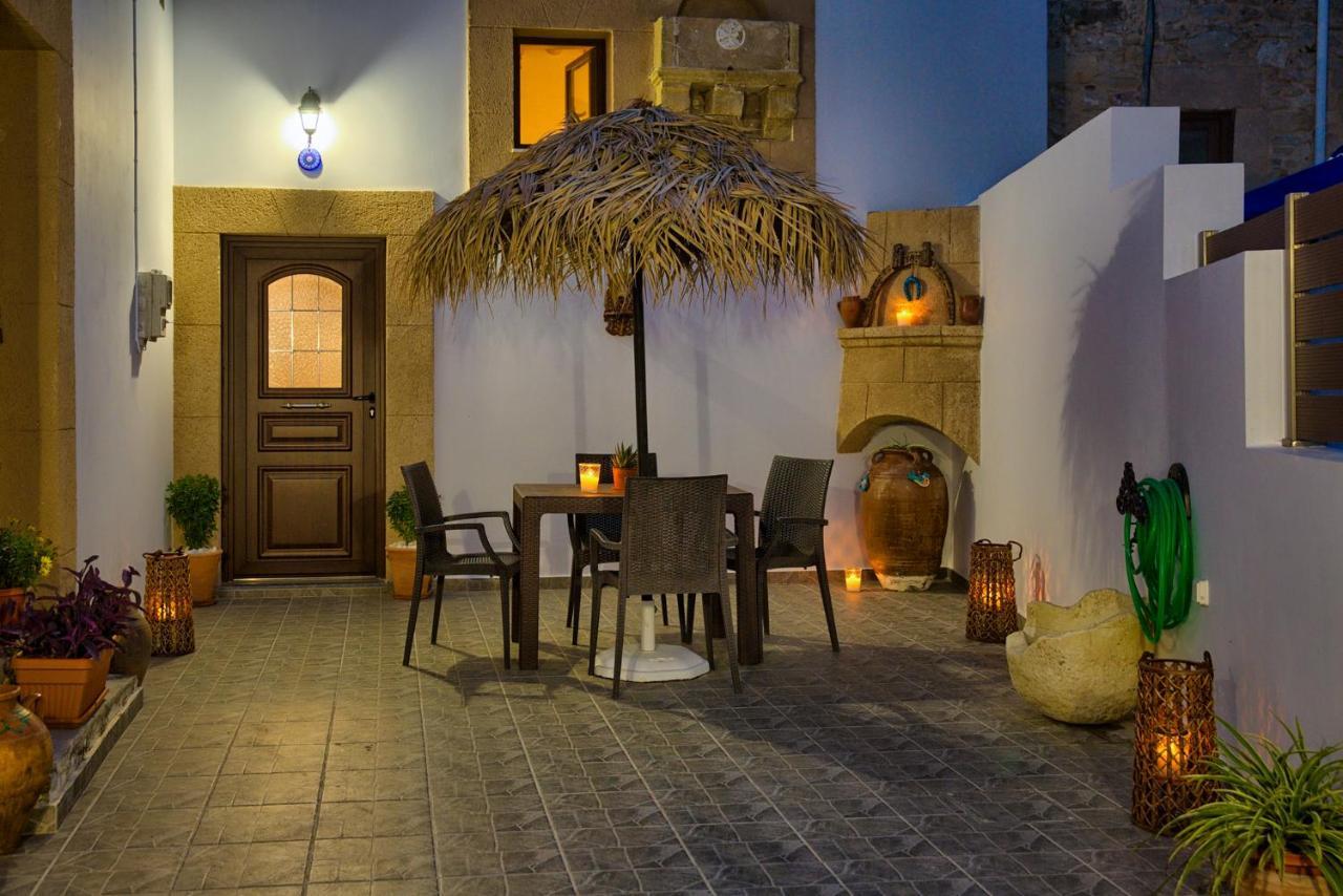 Stone Arch Villa Malona Village Bagian luar foto